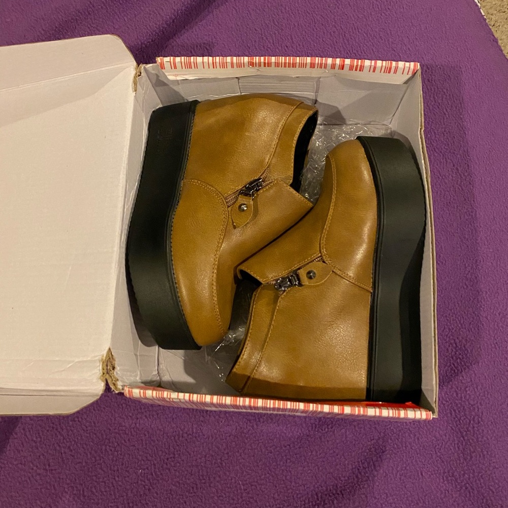 brown booties